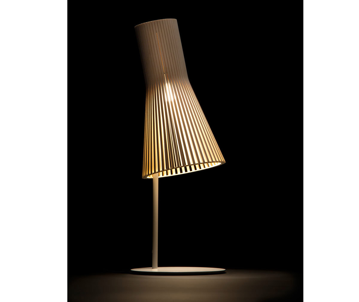 Secto 4220 Table Lamp