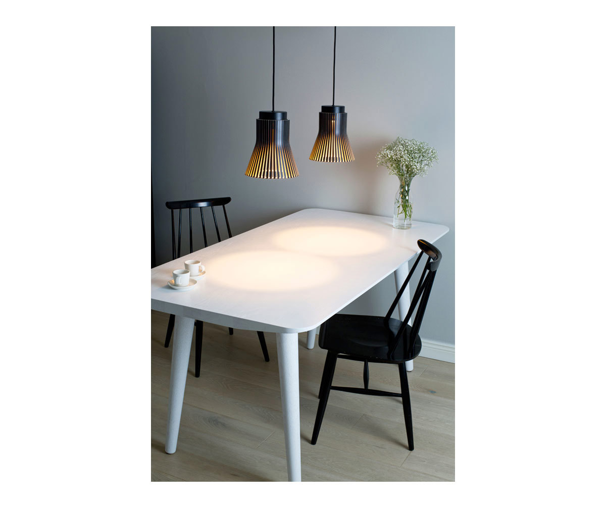 Petite 4600 Pendant Lamp