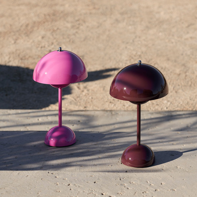 Flowerpot VP9 Table Lamp