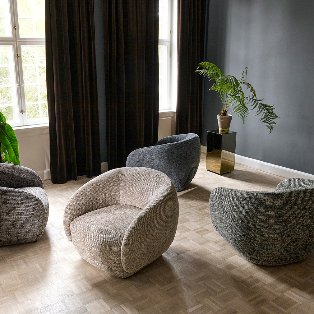 Bolzano Armchair