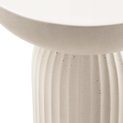 Expose Side Table