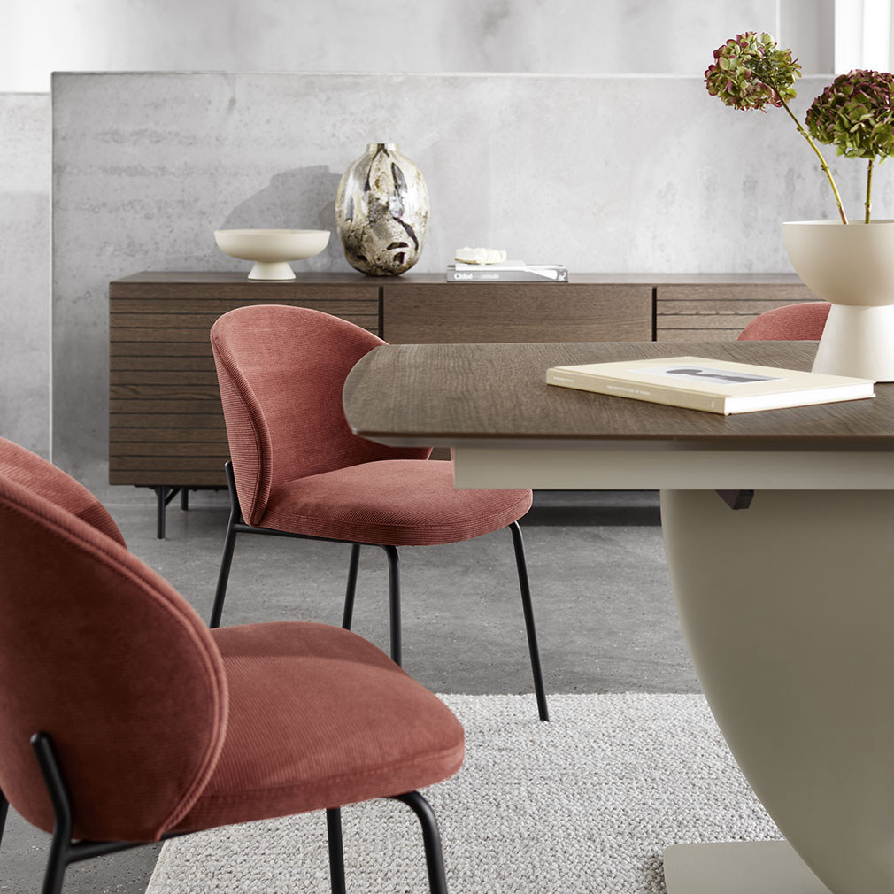 Florentina Extendable Dining Table