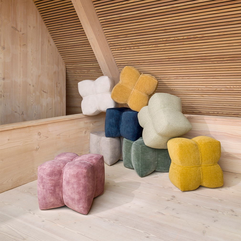 Nawabari Footstool