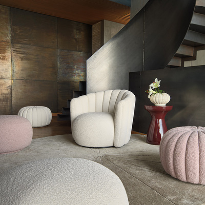 Sweet Art Footstool