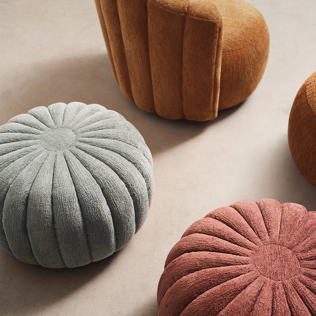 Sweet Art Footstool