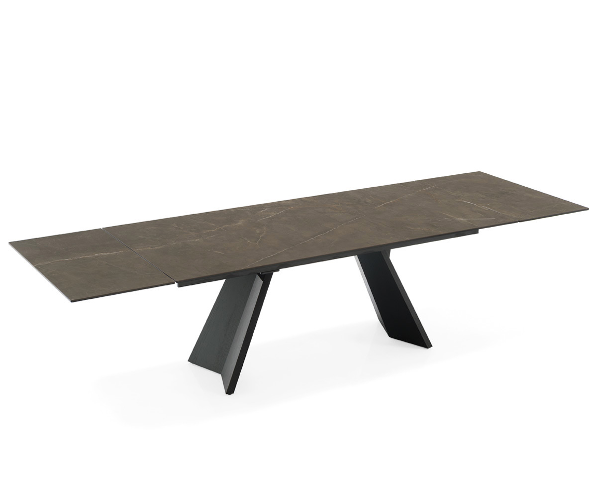 Icaro Extendable Dining Table