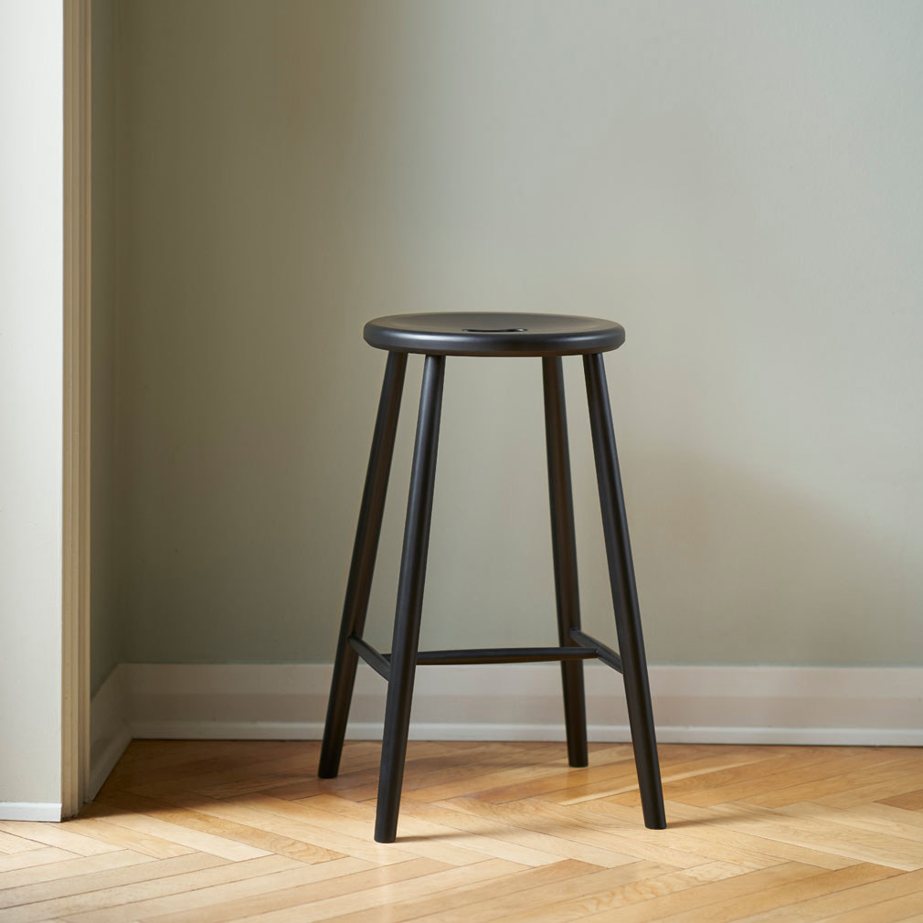 J27C Bar Stool
