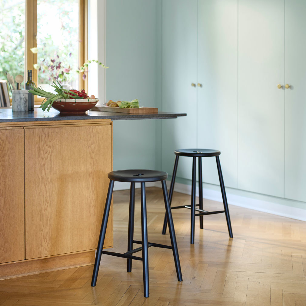 J27C Bar Stool