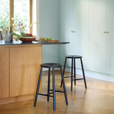 J27C Bar Stool