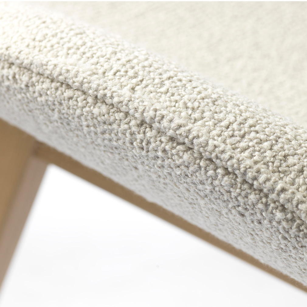 L32 Suru Armchair