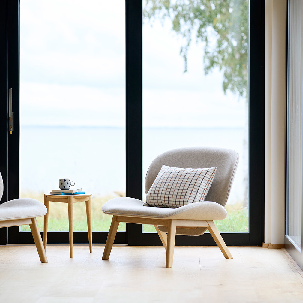 L32 Suru Armchair