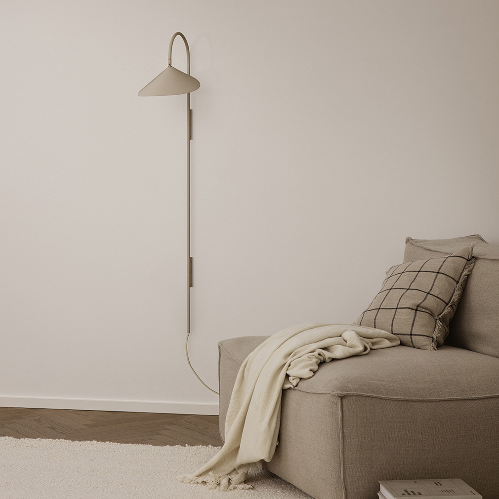 Arum Wall Lamp