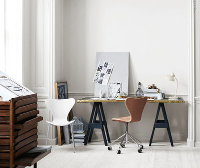 Office Chair 3117, “Series 7”