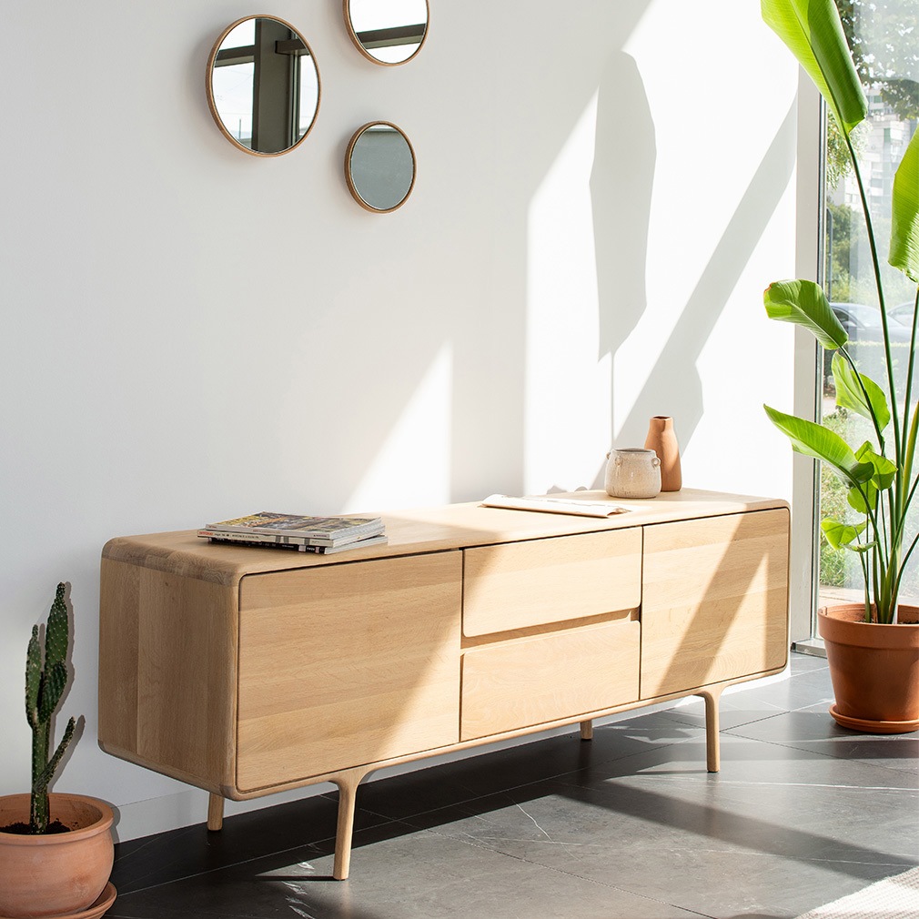 Fawn Dresser