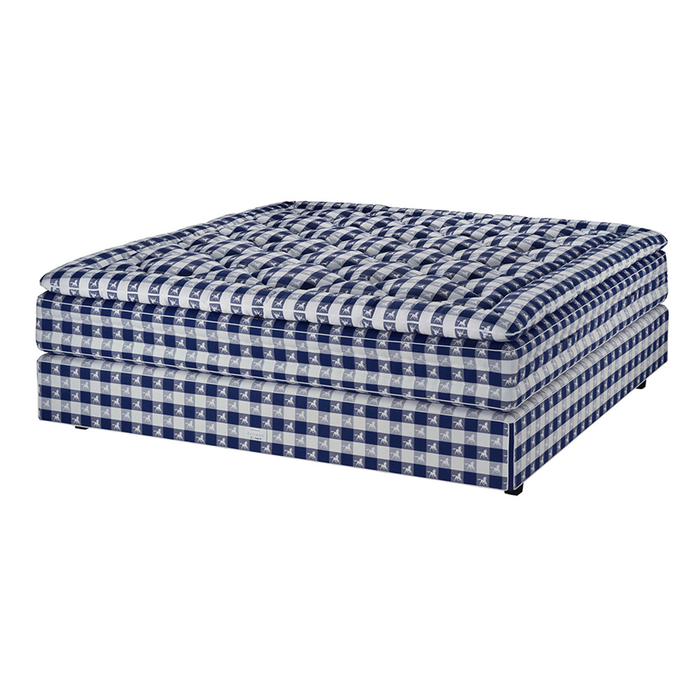 Dremer Bed