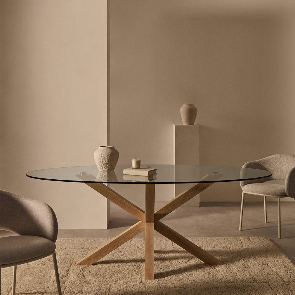 Maina Chair
