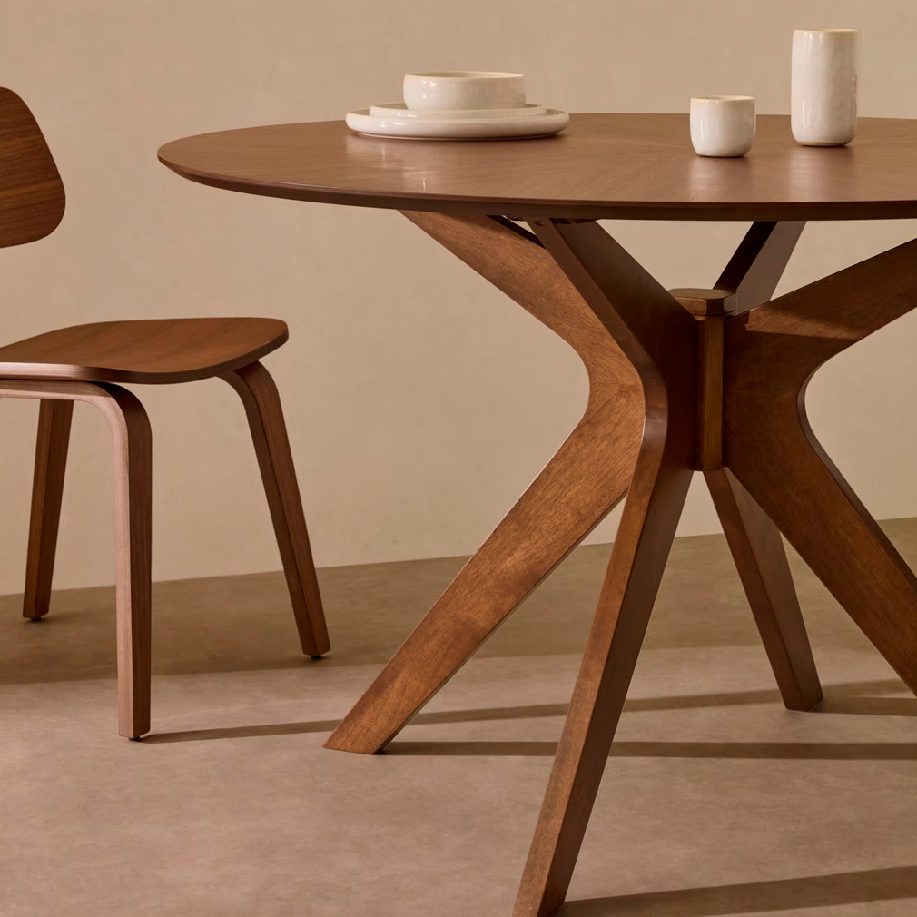 Naanim Dining Table