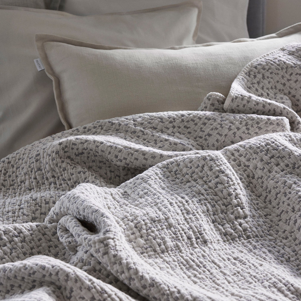 Enni Bedspread