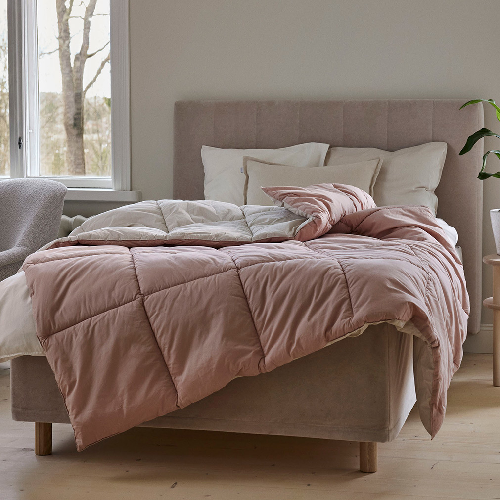 Moona Bedspread