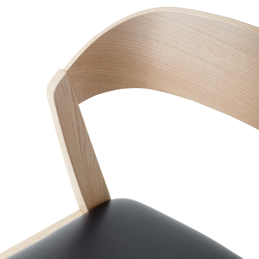 #825 Chair