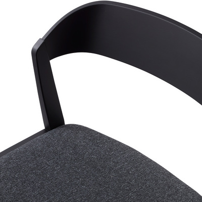 #825 Chair