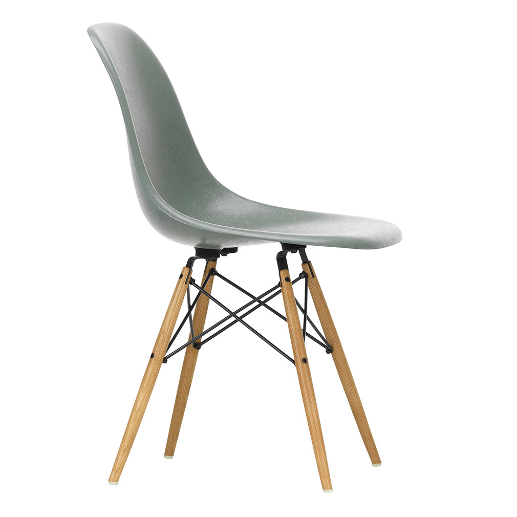 Eames DSW Fiberglass -tuoli
