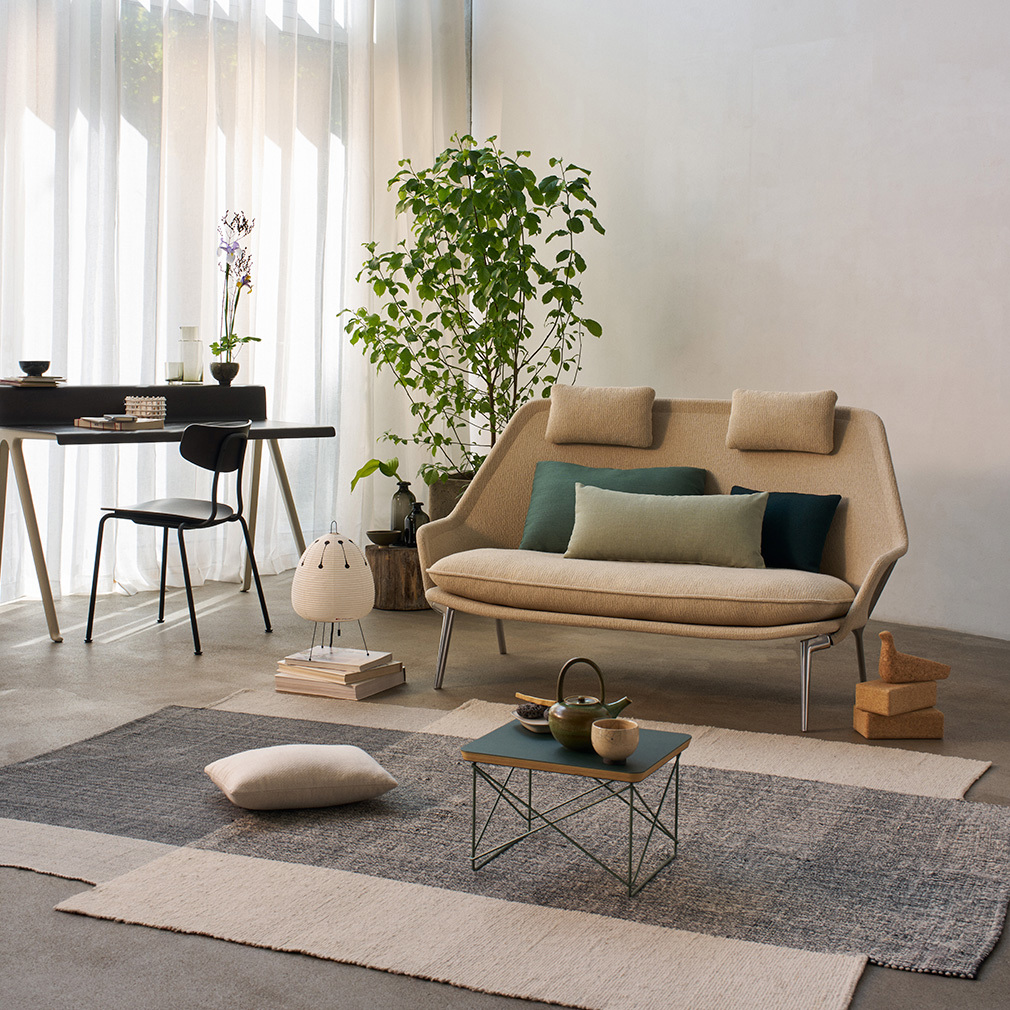Eames Occasional Table LTR -sivupöytä