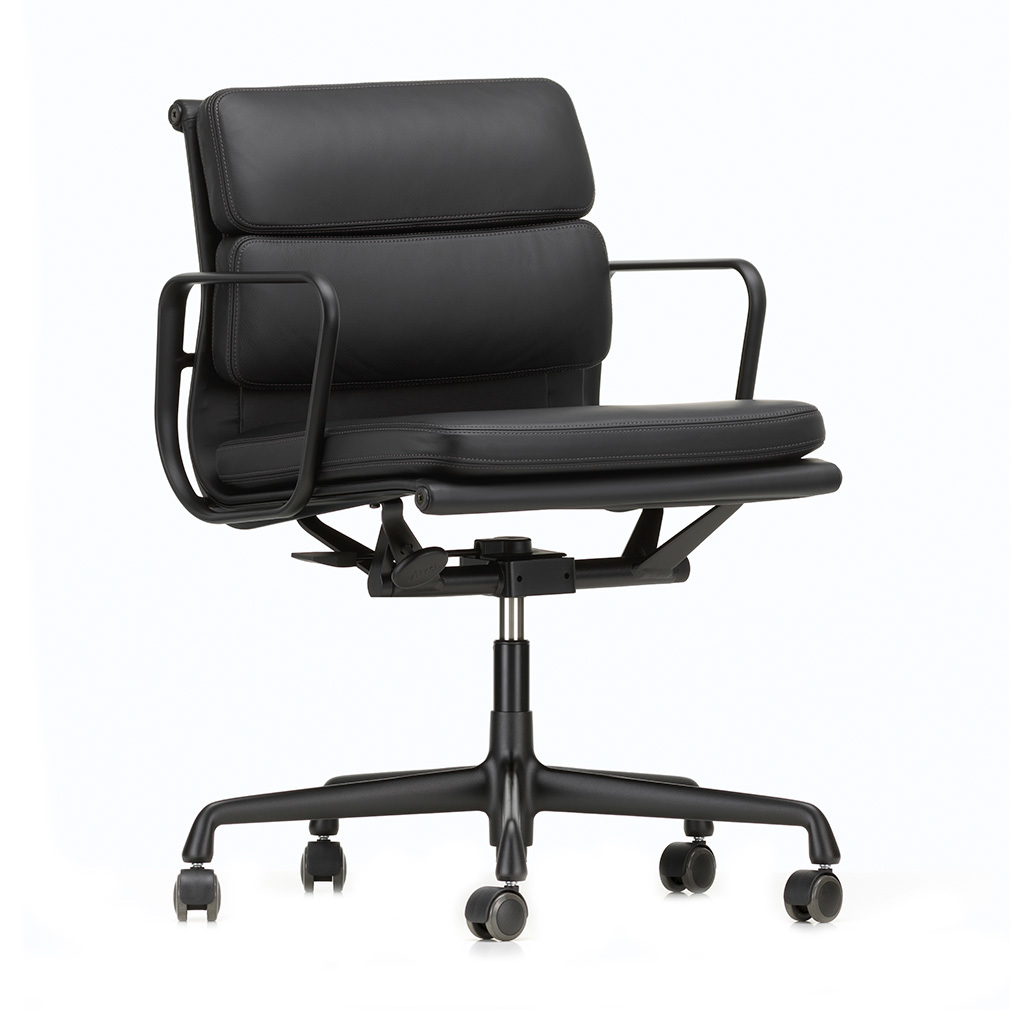 Eames Soft Pad EA217 Office Chair